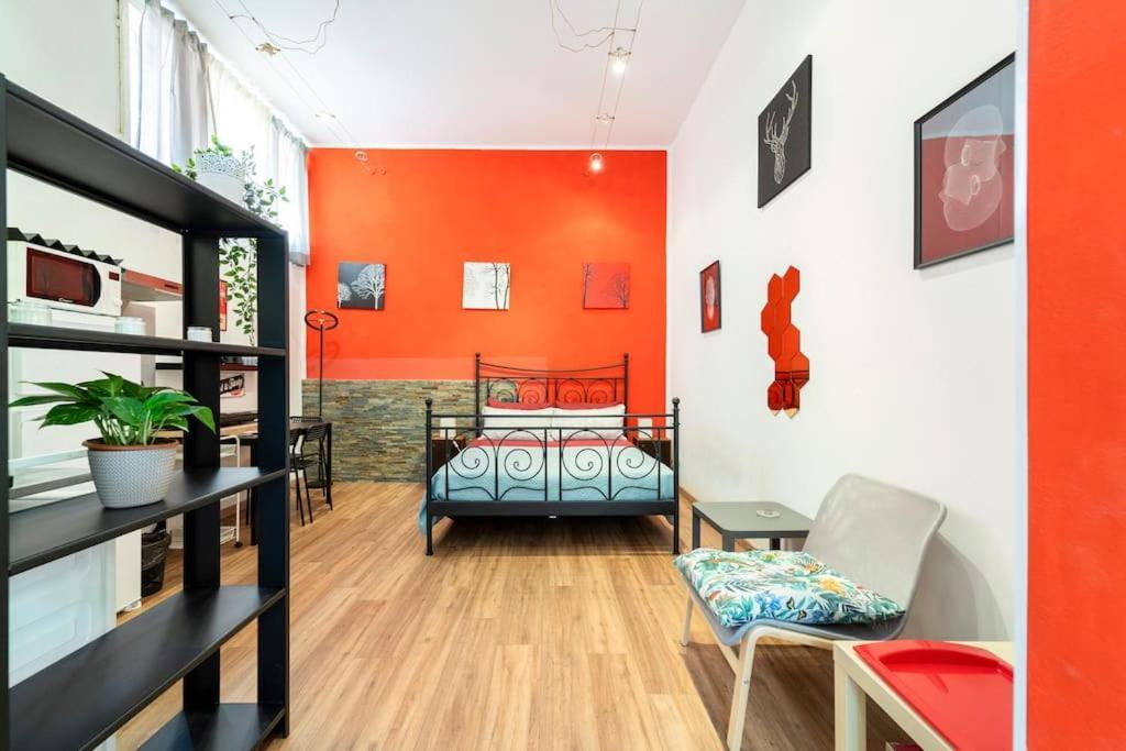 Central And Cozy Loft With Courtyard Bologna Exterior photo
